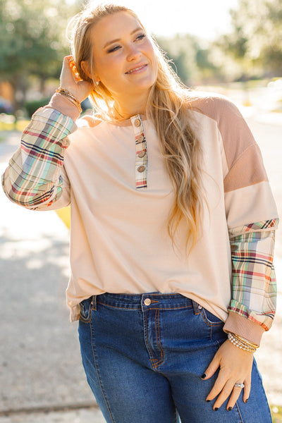 Plus Size Women's Soft Cotton Casual Henley Top - Relaxed Fit, Trendy Style for Comfortable Everyday Wear