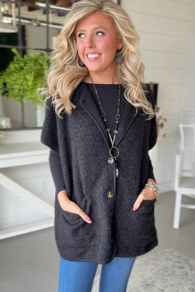 Stylish Women's Black Short Sleeve Button-Up Jacket - Relaxed Fit Casual Top with Trendy Front Buttons