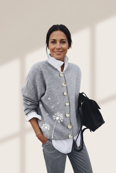 Women's Solid Color Button Cardigan made for easy styling and wardrobe coordination, with premium-like structure and finish.