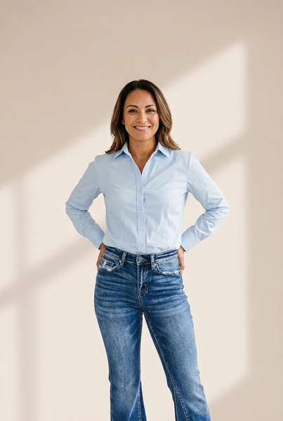 Women's Seamed Flare Denim Pants in Pants & Culotte