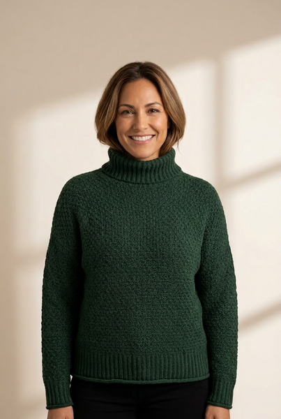 Women's Chunky Knit Turtleneck Pullover in Sweaters