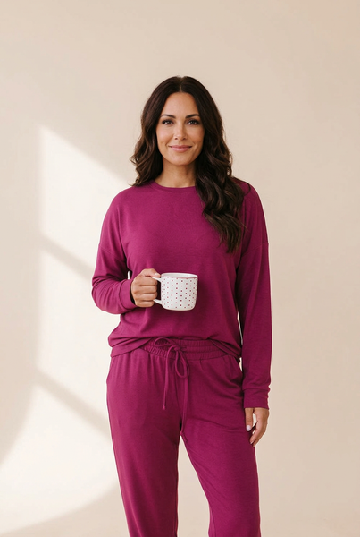 Elegant Off-shoulder Long Sleeve Jumpsuit with Drawstring Frill Hem with practical styling and dependable silhouette control.