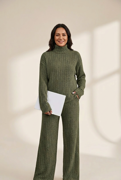 Turtleneck Long Sleeve Sweater and Knitted Skirt Two-Piece Suit with practical styling and dependable silhouette control.