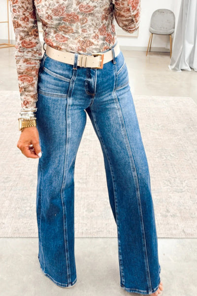Stylish Sky Blue Women's Tailored Shift Jeans with Seam Detail for Comfort and Flattering Fit