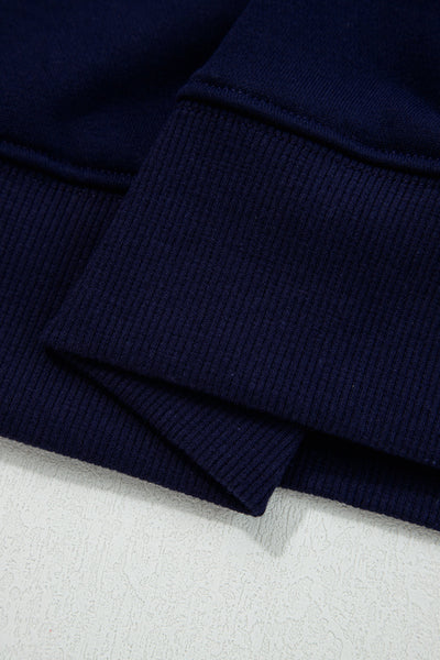 Chic Women's Game Day Sweatshirt in Cozy Fabric, Relaxed Fit, Ideal for Sports Events and Casual Outings