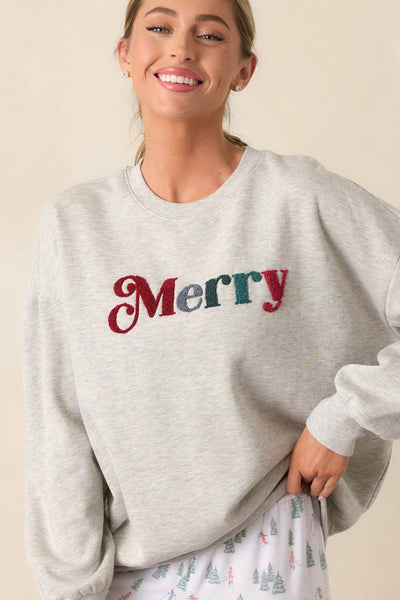 Cozy Women's Light Grey Chenille Sweatshirt with Merry Letter Patch and Drop Shoulder Design for Casual Style