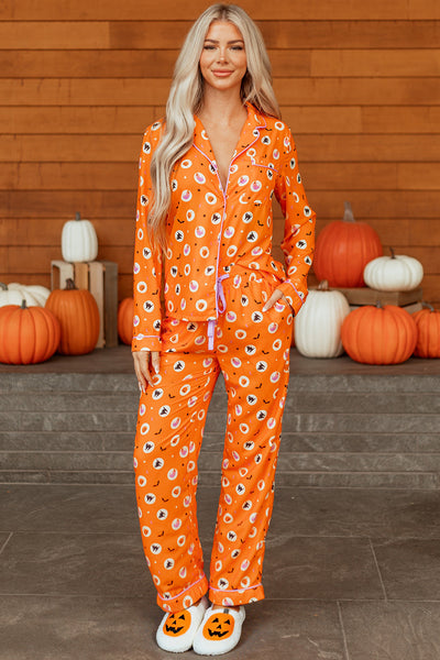 Cozy Women's Halloween Pajama Set with Ghost Print - Soft Relaxed Fit Sleepwear for Spooky Nights