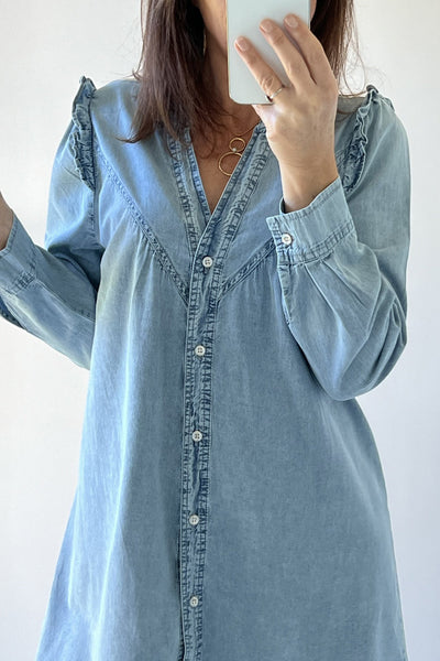 Stylish Women's Classic Fit Denim Button-Up Dress in Blue for Effortless Everyday Chic and Versatile Style
