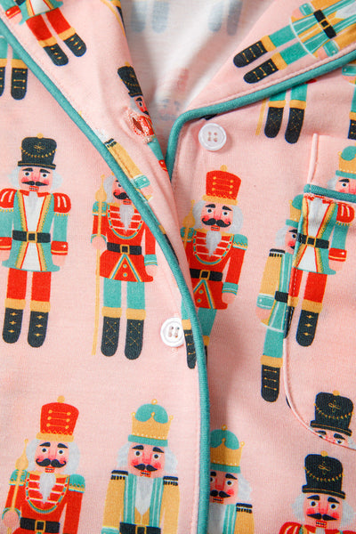 Festive Women's Holiday Pajama Set - Cozy Cotton Sleepwear for Christmas, Relaxed Fit, Ideal for Family Gatherings