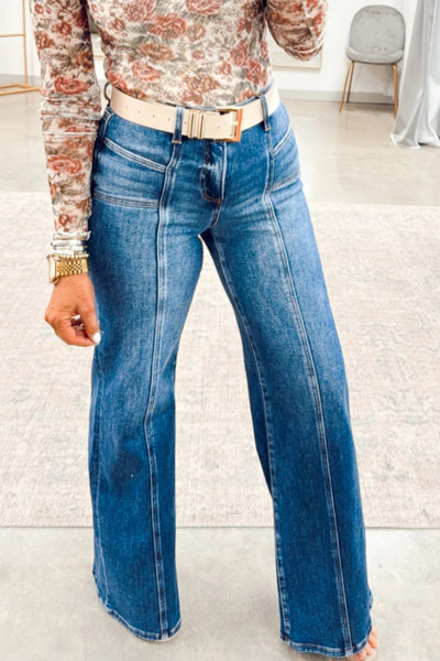 Stylish Sky Blue Women's Tailored Shift Jeans with Seam Detail for Comfort and Flattering Fit
