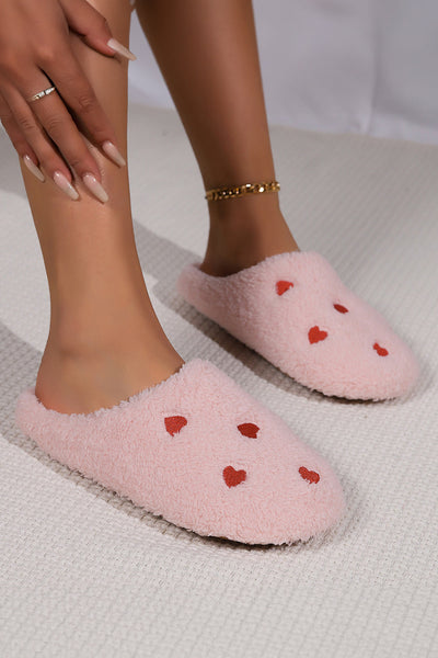 Cozy Women's Pink Heart-Embroidered Plush Slip-On Slippers for Comfort and Chic Style at Home