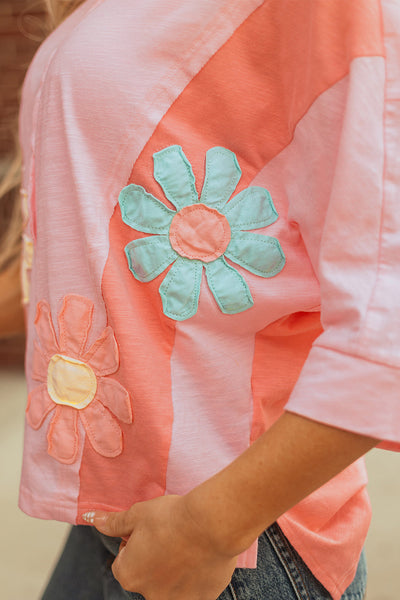 Chic Women's Graphic Tees in Multiple Colors Stylish, Comfy, and Ideal for Casual Everyday Outfits