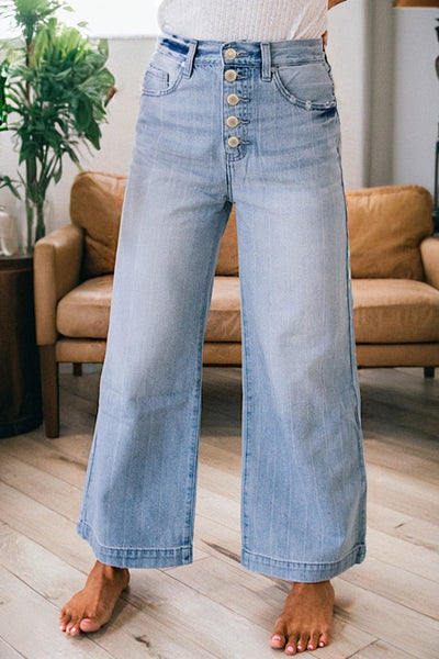 Stylish Women's Classic Blue Wide Leg JeansFlattering Fit for Effortless Comfort and Trendy Everyday Wear