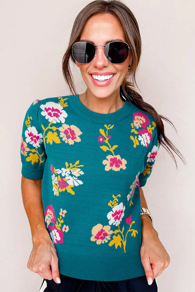 Cozy Women's Floral Knit Sweater in Soft Pastels - Stylish Fit for Casual Outings and Layering in Cool Weather