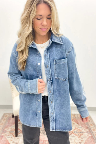 Classic Blue Women's Loose-Fit Denim Jacket with Varsity Stripes and Button Closure for Effortless Style