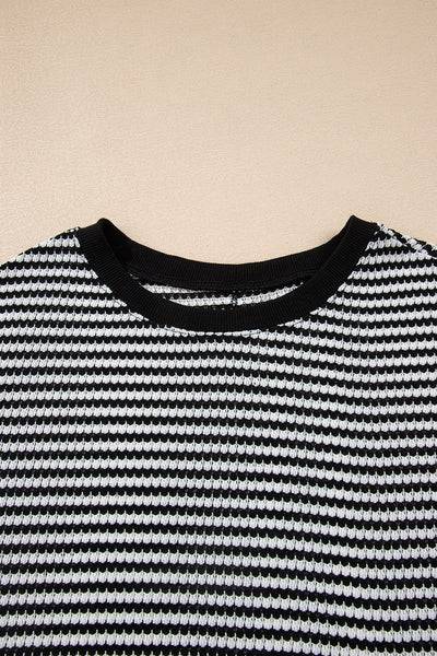 Chic Women's Black Striped Top - Stylish Casual Fit, Ideal for Everyday Layering and Versatile Outfits