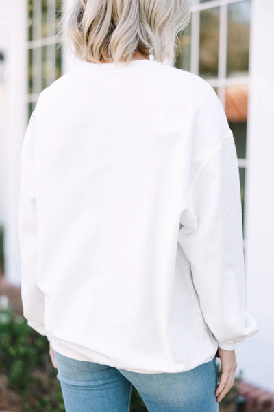 Women's Casual Chic White 3D Ribbed Sweatshirt with XOXO Heart Embroidery and Drop Shoulder Fit for Ultimate Comfort
