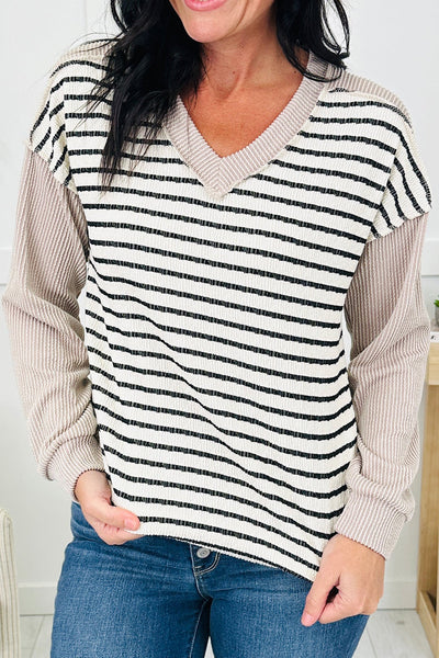 Chic Women's Khaki Striped V-Neck Long Sleeve Top with Twisted Ribbed Design - Effortless Patchwork Style