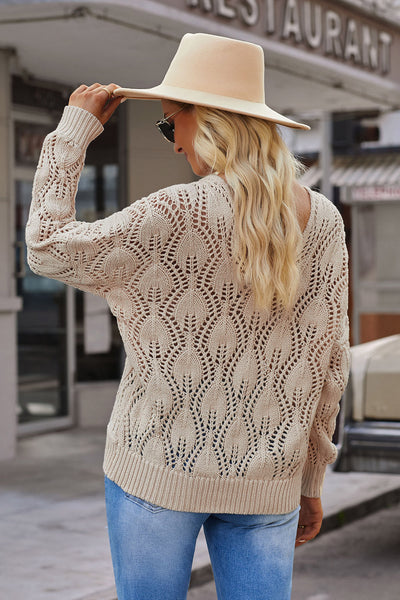 Chic Women's Hollow Out Sweater in Soft Knit - Breathable Casual Style for Year-Round Comfort and Versatility