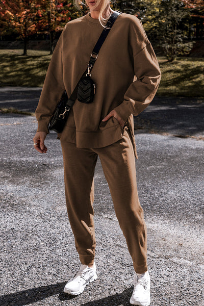 Stylish Women's Matching Top and Pants Set in Trendy Print, Comfortable Fit for Casual Outings and Everyday Style