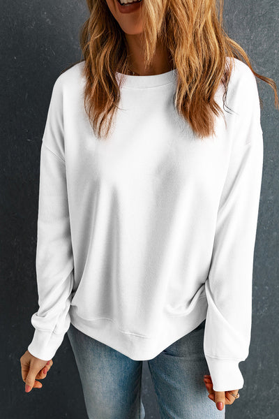 Cozy Women's Classic Crewneck Sweatshirt in Soft Fabric - Ideal for Casual Layering and Everyday Comfort