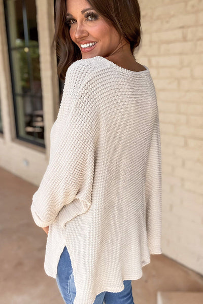 Women's Relaxed Fit White Waffle Knit V-Neck Top with Side Slits - Effortless Casual Shirt for Stylish Everyday Wear