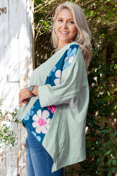 Vibrant Plus Size High-Low Top for Women - Flowy & Stylish for Casual Outings and Everyday Comfort