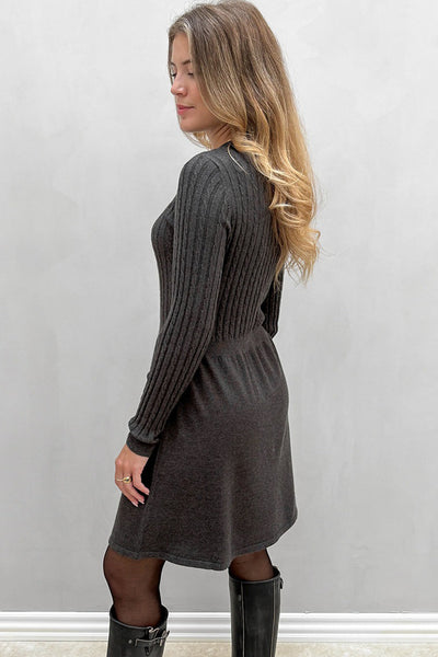 Women's Carbon Grey Long Sleeve Cable Knit Sweater Dress - Cozy Mini Dress with Fitted Bodice for Effortless Style