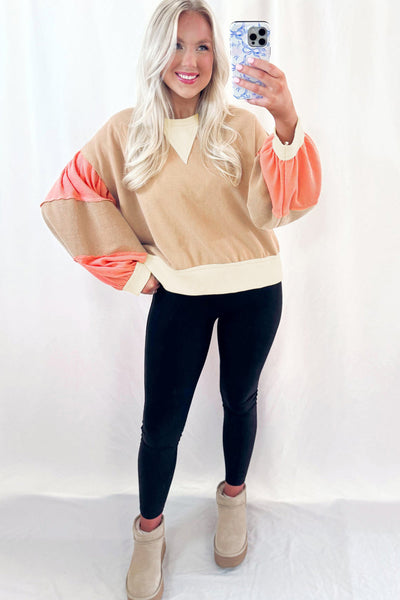 Cozy Patchwork Sweatshirt for Women - Trendy Casual Layering Top in Vibrant Colors, Ideal for Everyday Outings