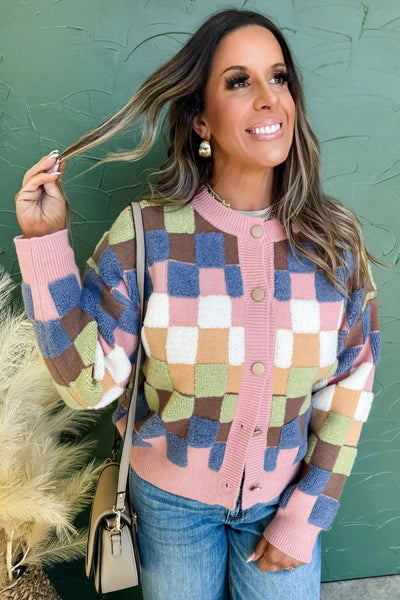 Women's Checkered Cardigan - Cozy Knit Sweater in Trendy Colors for Effortless Layering and Everyday Style
