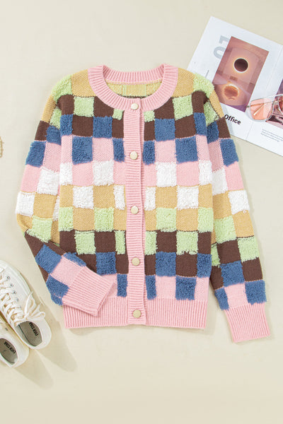 Women's Checkered Cardigan - Cozy Knit Sweater in Trendy Colors for Effortless Layering and Everyday Style