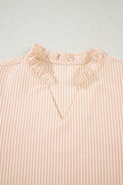 Stylish Women's Striped Blouse - Flattering Casual Top in Soft Fabric for Effortless Everyday Elegance