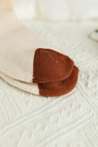 Women's Khaki Bow Print Knit Crew Socks in Socks
