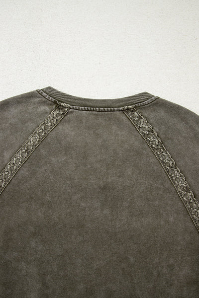 Cozy Women's Oversized Mineral Wash Sweatshirt in Soft Cotton Blend Ideal for Casual Everyday Style and Comfort