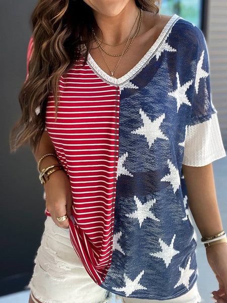 Star Print V-neck Tee with Color-blocking Design