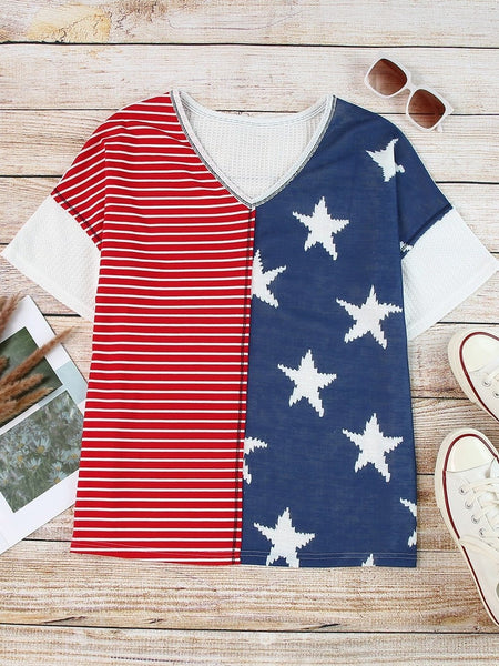 Star Print V-neck Tee with Color-blocking Design