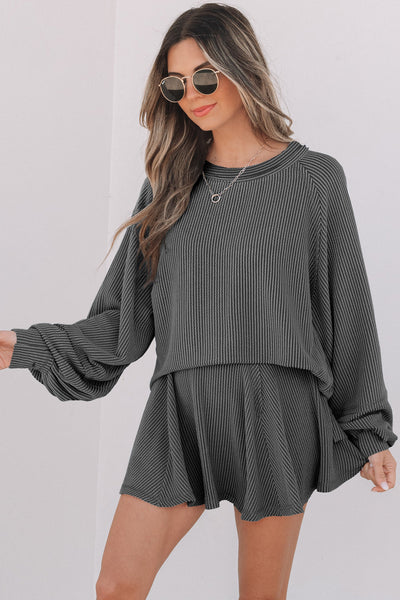 Chic Women's Ribbed Two-Piece Outfit Set - Comfortable Top & Bottom in Trendy Colors for Effortless Everyday Style
