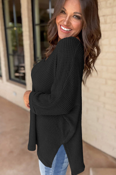Women's Black Waffle Knit V-Neck Top with Side Slits - Relaxed Fit Casual Tee for Effortless Everyday Style