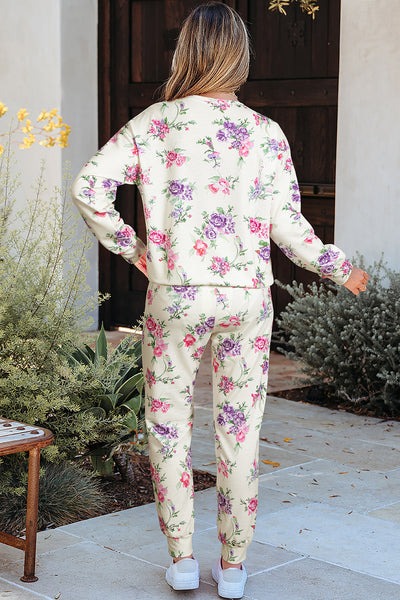 Stylish Women's Floral Lounge Set - Comfortable Relaxed Fit for Home Relaxation or Casual Outings