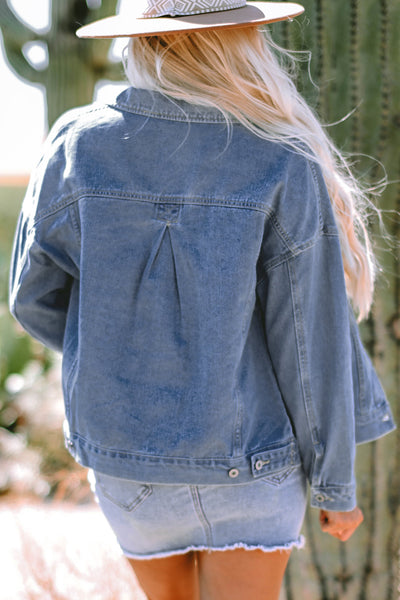 Chic Washed Blue Oversized Denim Jacket for Women with Pockets - Effortless Casual Outerwear for Stylish Looks