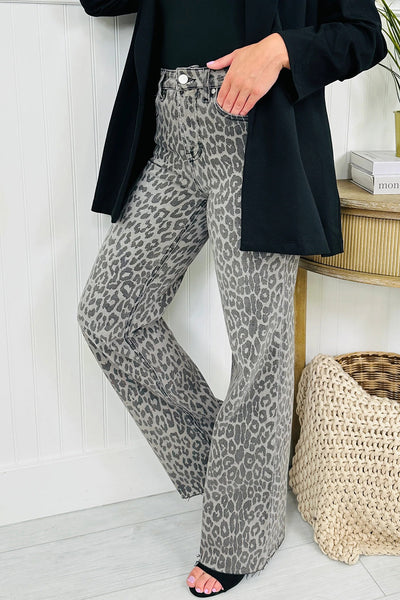 stylish women's high-rise leopard print jeans with tummy control and raw hem - comfortable fit for everyday outfits with practical styling and