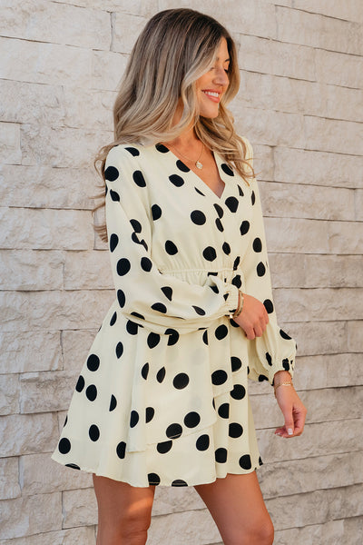 Trendy Women's Beige Polka Dot Surplice Mini Dress with Puff Sleeves Perfect for Casual Summer Outings