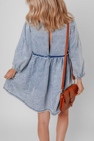 Casual Chic Women's Blue Denim T-Shirt Dress with Relaxed Fit and Short Sleeves Effortless Everyday Style