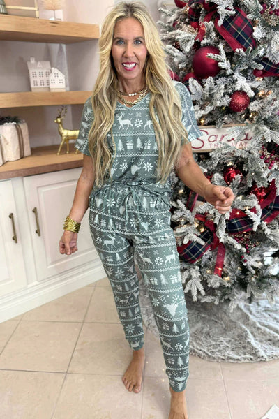 Women‚Äö Green Christmas Print V-Neck T-Shirt and Drawstring Pants Lounge Set for Cozy Holiday Comfort and Style