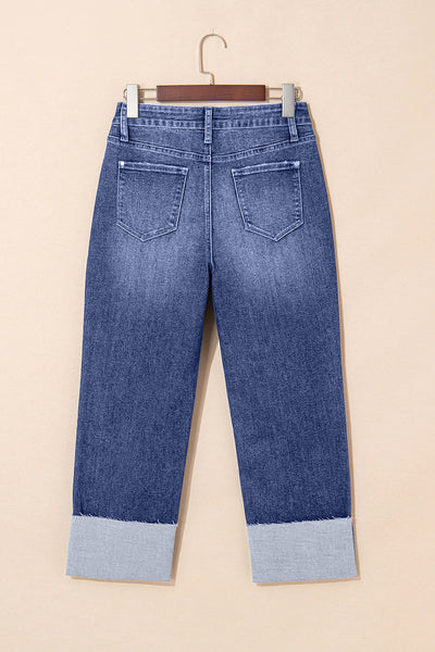 Chic Women's High-Waisted Slim Fit Jeans in Classic Blue Denim  Ideal for Casual Outfits and Everyday Style