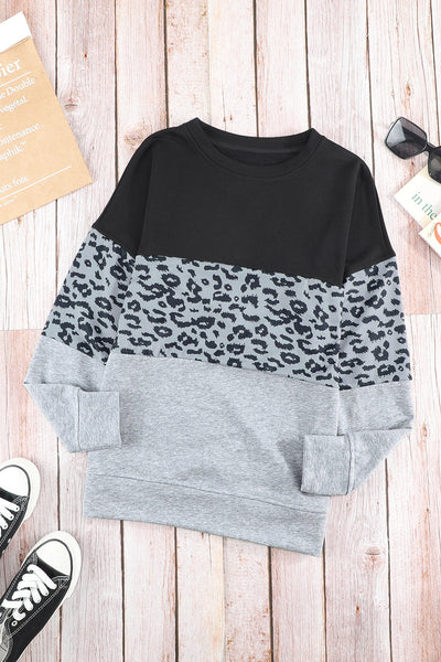 Trendy Women's Colorblock Sweatshirt with Contrast Stitching, Side Slits & Relaxed Fit for Everyday Comfort