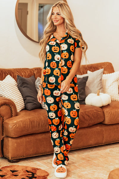 Women's Comfy Orange Halloween Print Short Sleeve Pajama Set - Stylish Sleepwear for Festive Nights and Cozy Relaxation