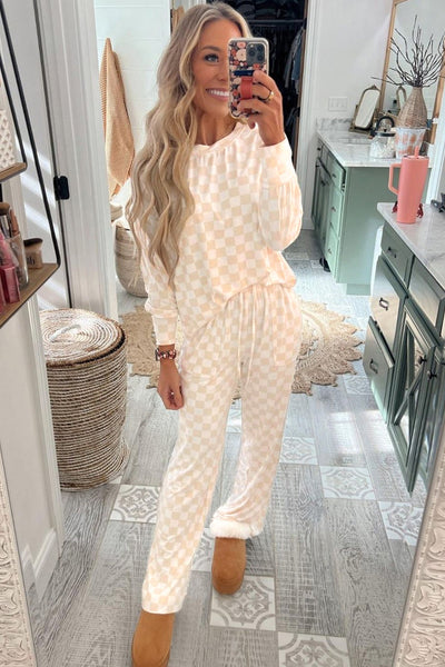 Stylish Beige Checkered Lounge Set for Women - Cozy Long Sleeve Top & Relaxed Fit Pants for Ultimate Comfort