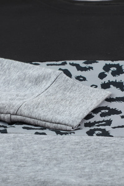 Trendy Women's Colorblock Sweatshirt with Contrast Stitching, Side Slits & Relaxed Fit for Everyday Comfort