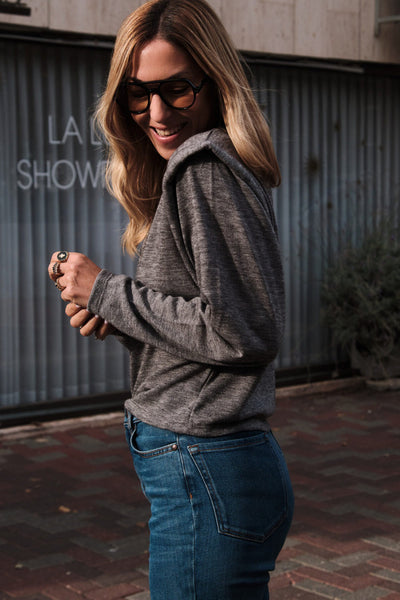 Elegant Women's Gray Faux Two-Piece Long Sleeve Top with Trendy Patchwork for Effortless Everyday Style